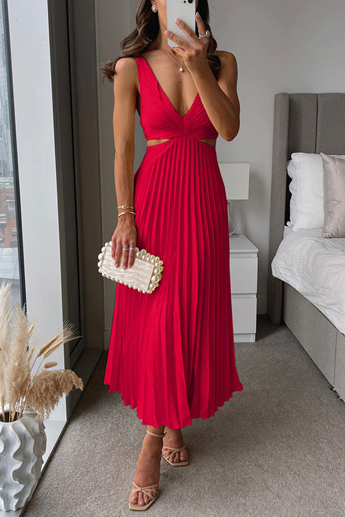 Sabrina™ | Elegant Pleated Cut-Out Maxi Dress