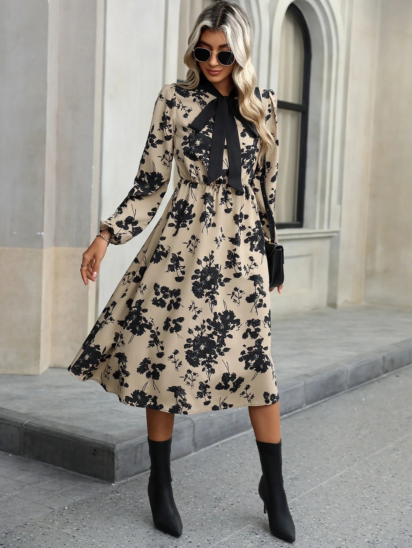 Isabelle™ | Bow-Tie Floral Print Dress